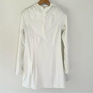 Athleta Pacifica II Coverup White M flaw!